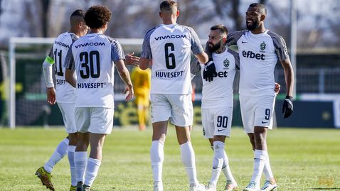  Лудогорец измъкна трите точки против Хебър в Пазарджик, Спас Делев блесна с две попадения 