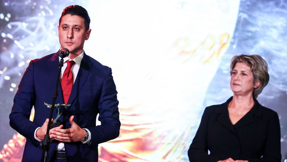 Специална награда за Стилиян Петров след уникалния "Мач на надеждата" през 2023 година