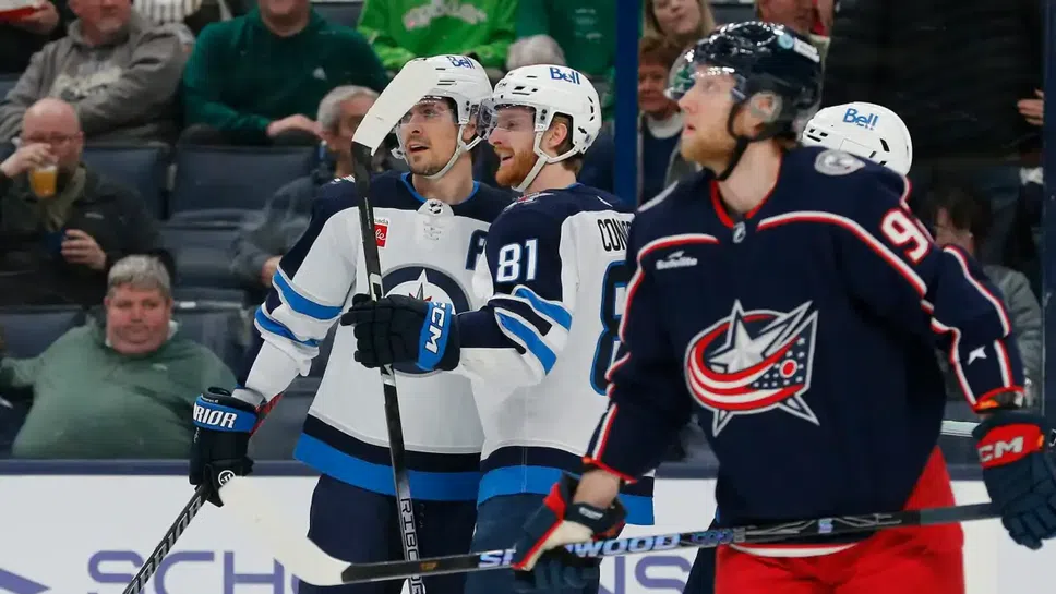 Уинипег поведе в Централната дивизия на НХЛ след разгромна победа срещу Кълъмбъс