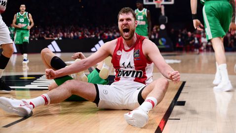 Двоен кръг и решаващи битки в Евролигата, ето съперниците на Везенков и Милър-Макинтайър