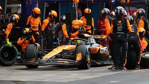  Оскар Пиастри изиска преразглеждане на заповедите от бокса в Макларън 