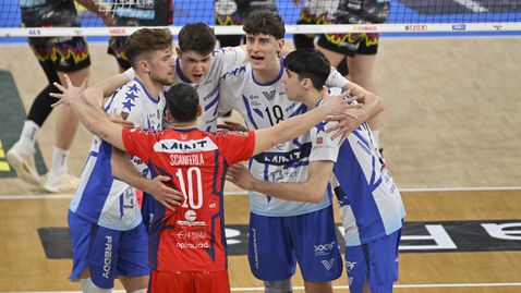 Жасмин Величков и Монца отпаднаха от Перуджа, но продължават борбата за 5-о място