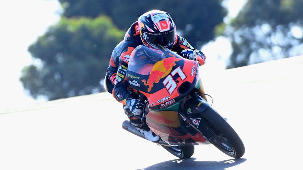 Фотофиниш и втора поредна победа за новак в Moto3 в Португалия