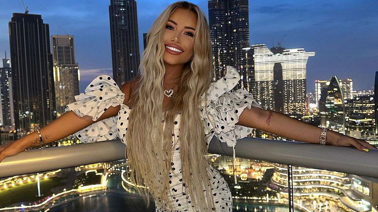 Гери Никол отново прикова погледите на своите 538 000 последователи в