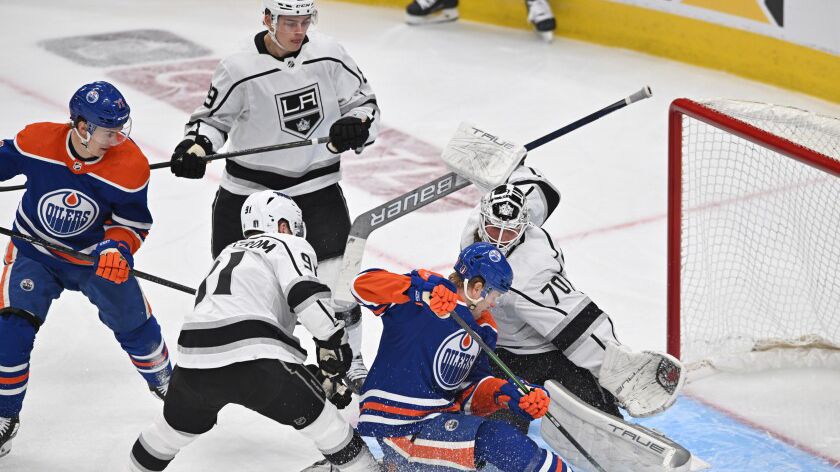 ЛА Кингс тръгна с победа плейофната серия срещу Едмънтън след голово шоу