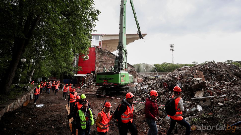 Разрушаване на стадион "Българска армия"