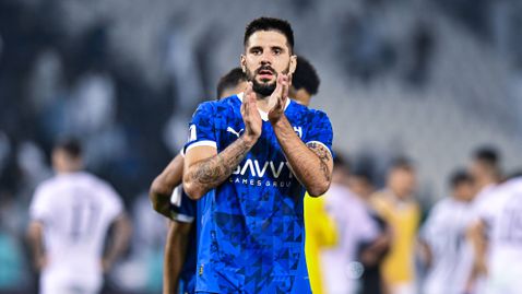 Бомба от Англия: Манчестър Юнайтед пожела сръбски ветеран за своето нападение