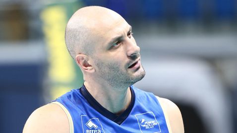 Матей Казийски отлага пенсионирането си, ето къде ще играе