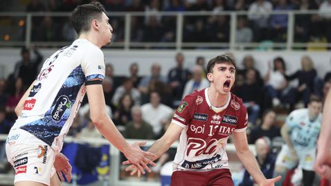 Лауренцано и Микиелето сътвориха “точката на годината”, но тя отиде в актива на Пиаченца