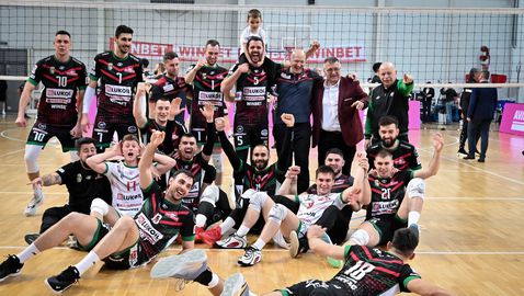 Нефтохимик удари Локомотив в Пловдив и е на финал в efbet Супер Волей