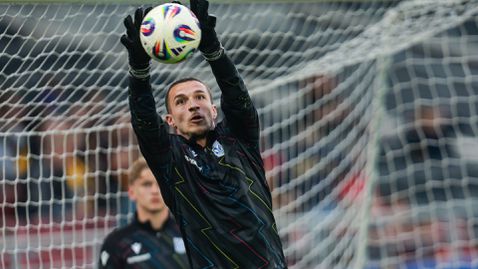 Пламен Андреев дебютира с победа за Лех (Познан)