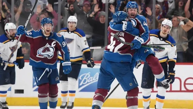 Колорадо поведе срещу Сейнт Луис на Запад