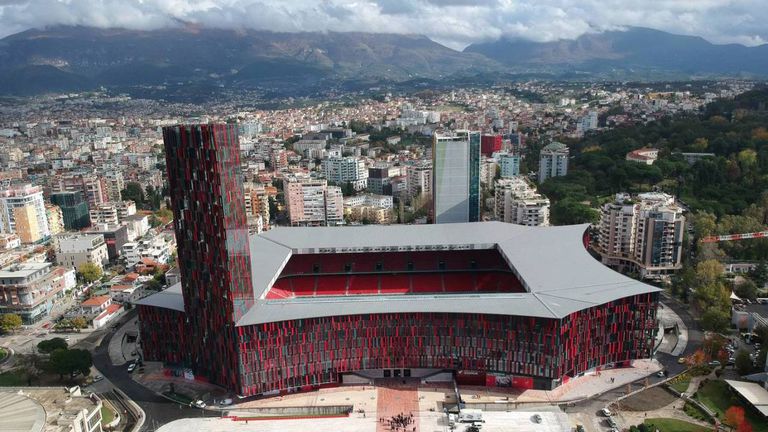  Албания разгласи почивен ден в Тирана за финала на Лигата на конференциите 