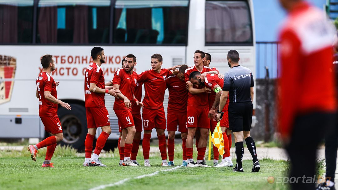 Чавдар вкара шест гола на Пирин (ГД), капитанът блести с четири
