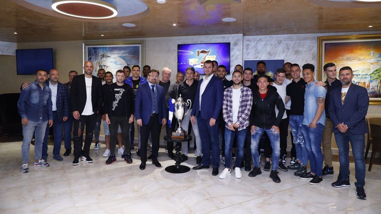Генералният спонсор на Левски направи жест към клуба като дари