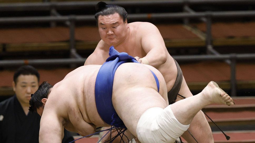 Четвърта загуба за Аоияма в Осака