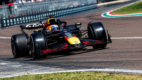  Верстапен с победа в юбилейния старт №400 за Ред Бул във Формула 1 