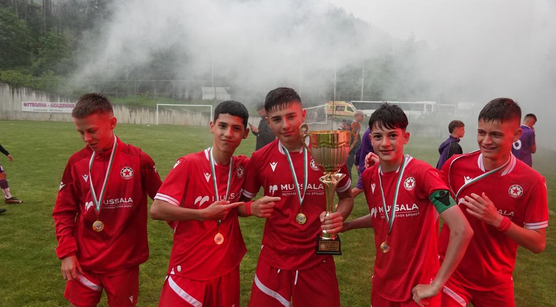ЦСКА спечели Купата на БФС при набор 2012