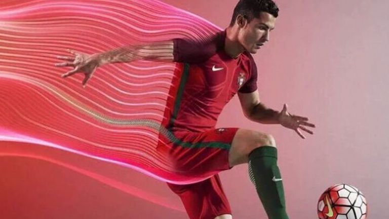 Португалия показа новия екип, първият му тест ще е срещу България