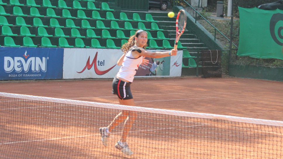 Шиникова е на 1/2-финал в Тунис