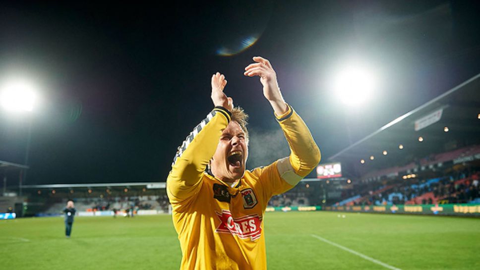 Вратар спаси отбора си в Дания с гол в 94-ата минута (видео)