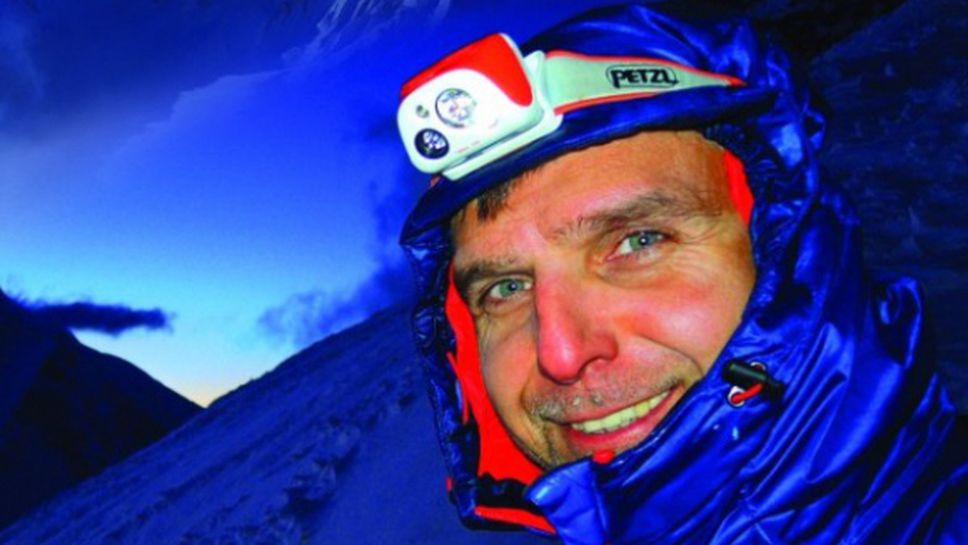 Дневникът на Боян Петров към Анапурна: Пробивах пътя към лагер 2 на седем шерпи