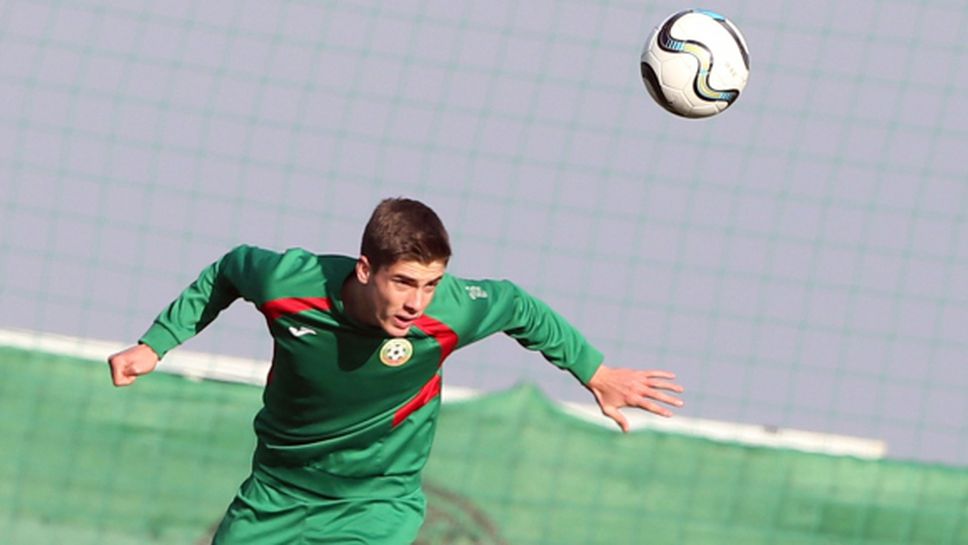 Юношите на България спряха фаворита - шансът за Евро 2016 остава