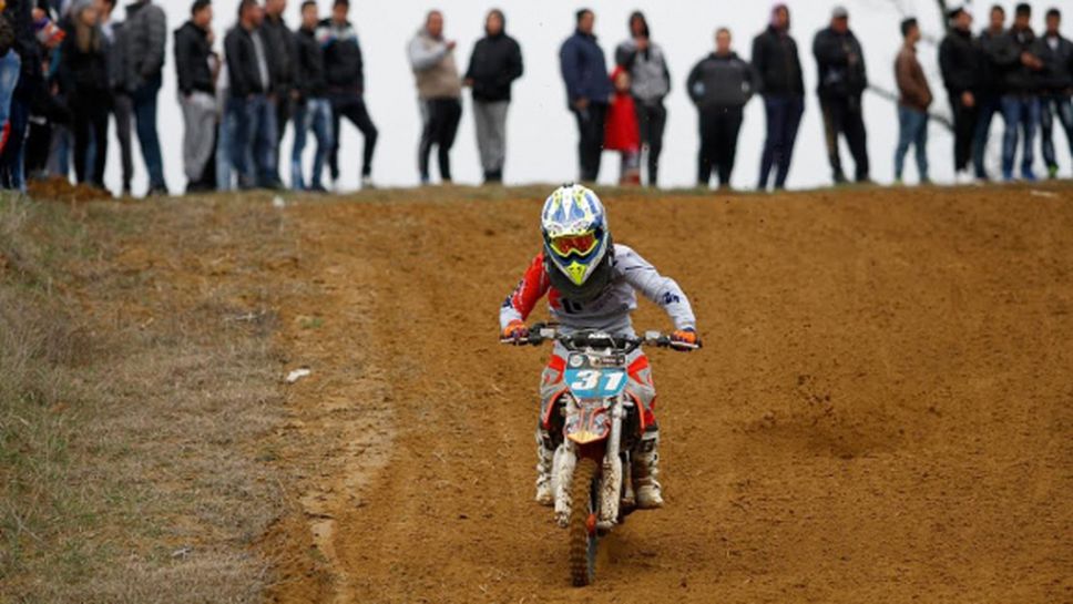 Българските пилоти с добро представяне в Гърция