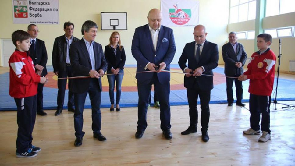 Кралев: Без инвестиции в залите няма да имаме успехи