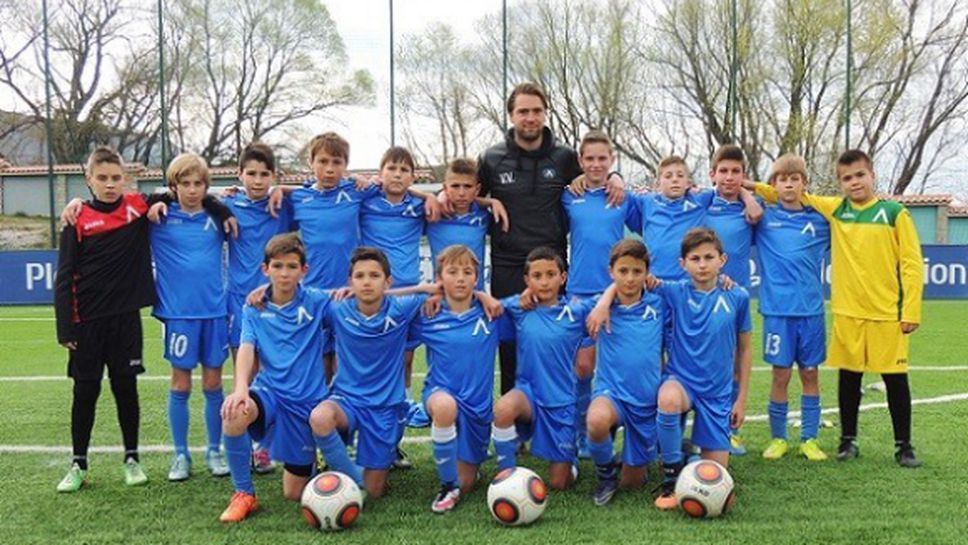 Децата на Левски извъртяха равен с Борусия (Дортмунд) и продължават напред в турнира "Golden Goal"