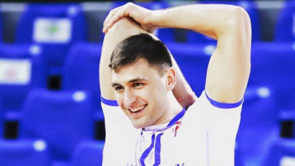 Цветан Соколов с 13 точки, Халкбанк удари Аркас в дербито на Турция (СНИМКИ)