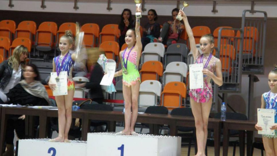 Нанси Иванова спечели титлата в многобоя на държавното първенство по художествена гимнастика
