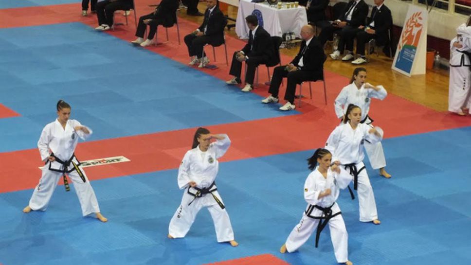България спечели три медала на старта на европейското по таекуондо в Солун