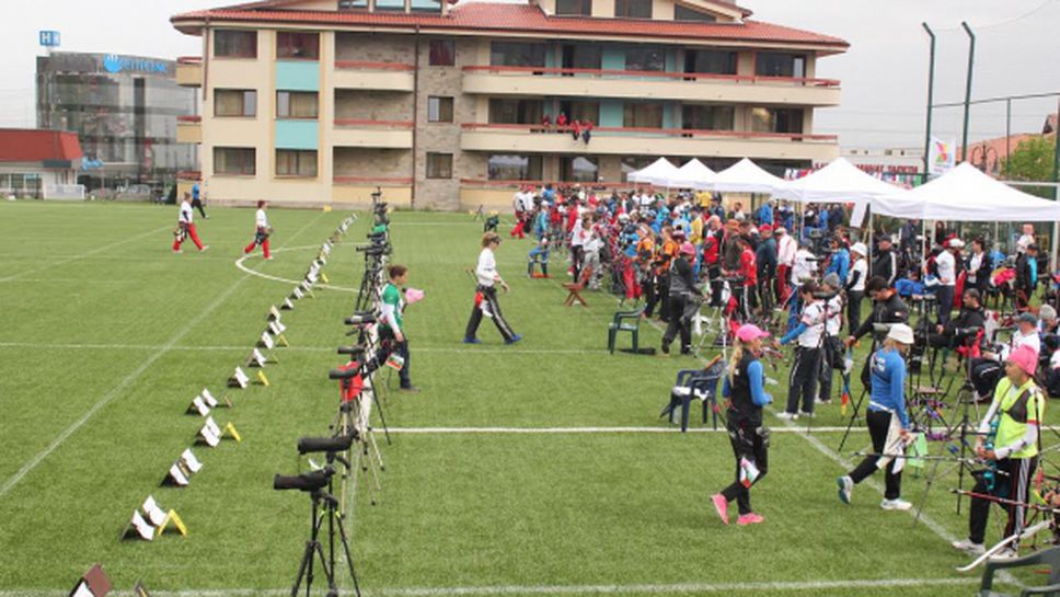 България с бронзов медал от европейското Гран При по стрелба с лък