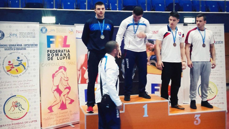 Кирил Милов със сребърен медал от турнир в Румъния