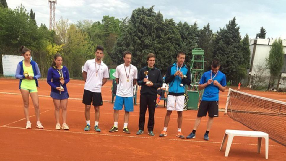 Ясни са шампионите на държавния турнир до 18 г. във Варна