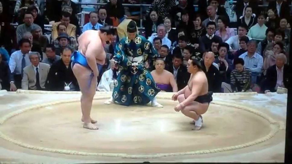 Аоияма загуби трета поредна схватка в Токио