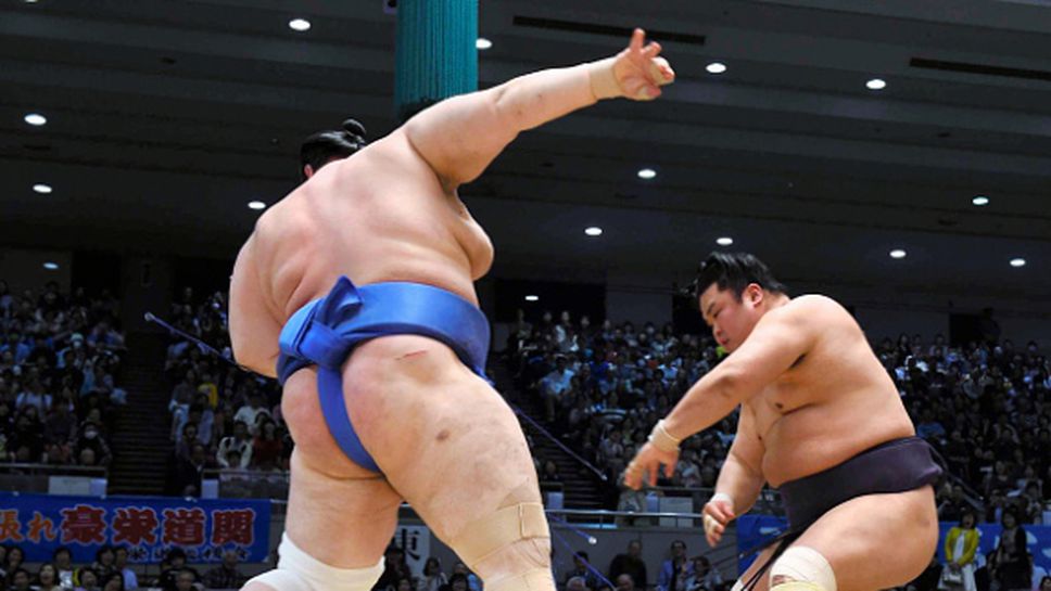 Аоияма загуби срещу Хакухо на турнира в Токио