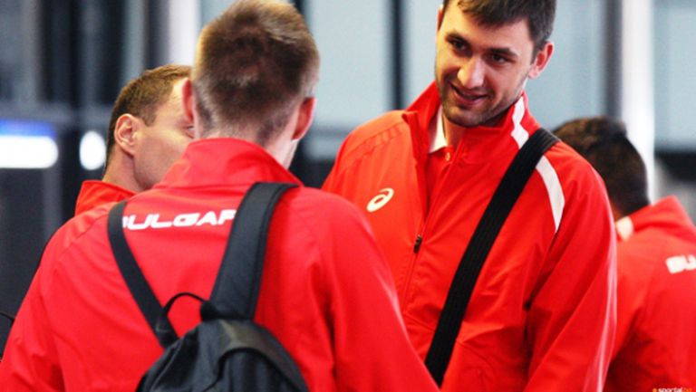 Волейболистите заминаха за Полша с проблеми (ВИДЕО + ГАЛЕРИЯ)