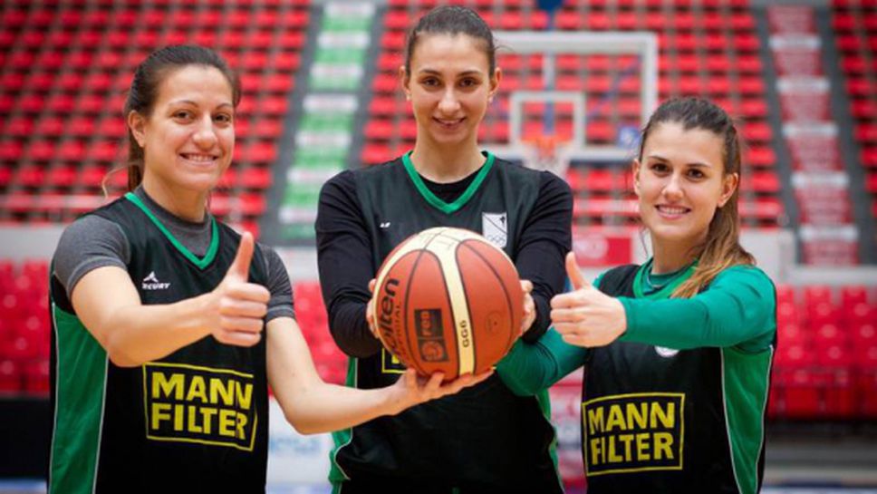 Жаклин Златанова преподписа със Сарагоса