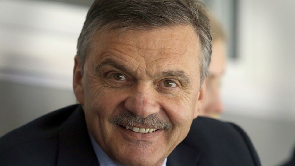 Рене Фазел беше преизбран за президент на Международната федерация по хокей