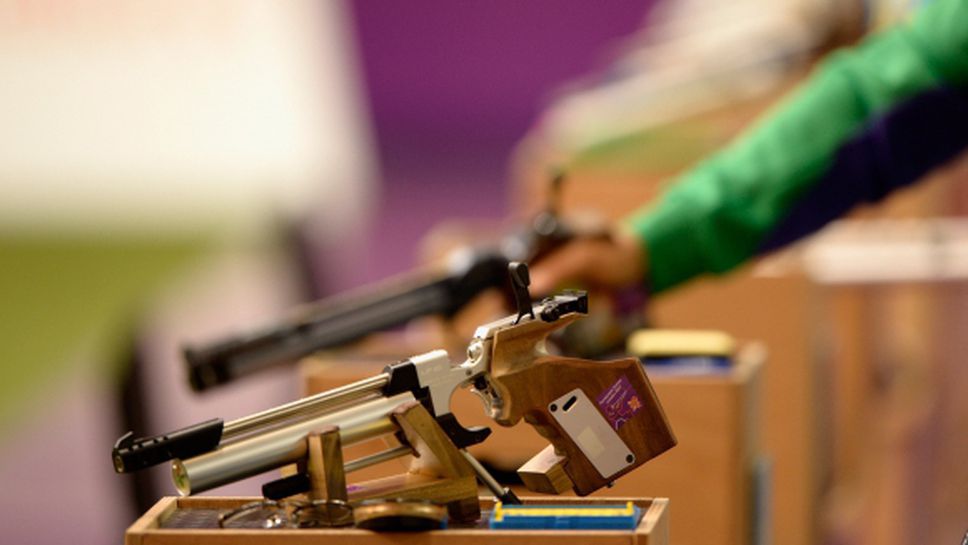 Самуил Донков шести на пистолет в Мюнхен