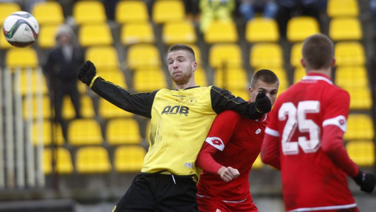Христо Янев излиза срещу бившия си тим в събота