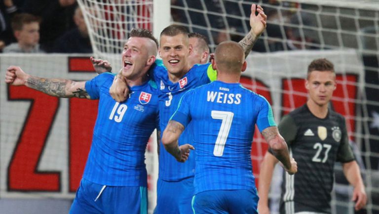 Само една изненада в групата на Словакия за Евро 2016