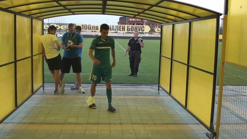 Костадинов и Колев с контузии от мача в Пловдив