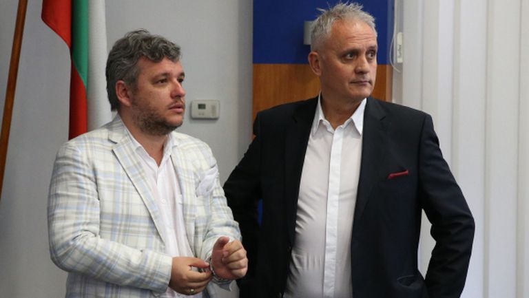 Манджуков: Работим за спасяването на ЦСКА! Крайно време е да спрат ...