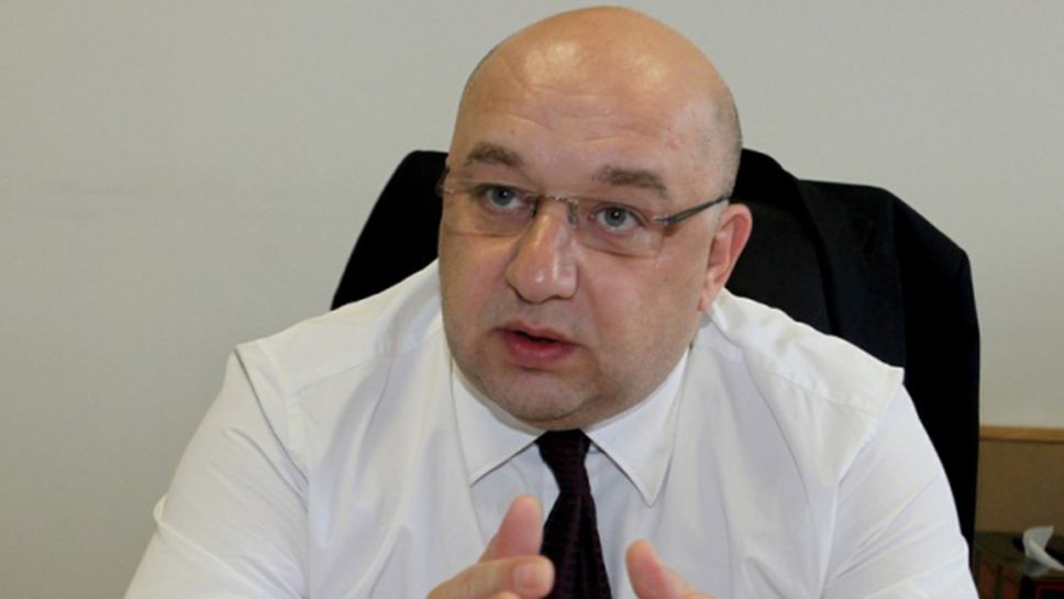 Новият закон за спорта ще помогне за проблема с базите