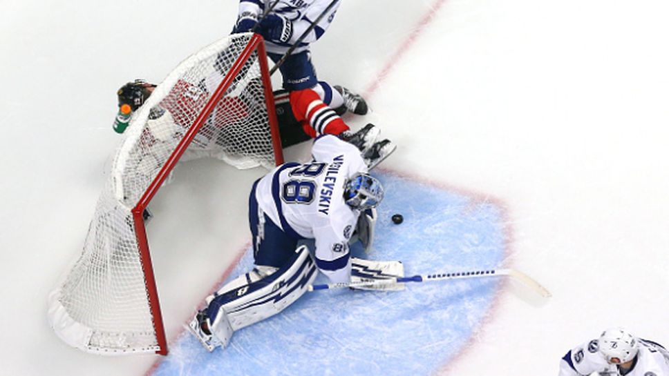 Чикаго изравни серията за купа "Стенли"