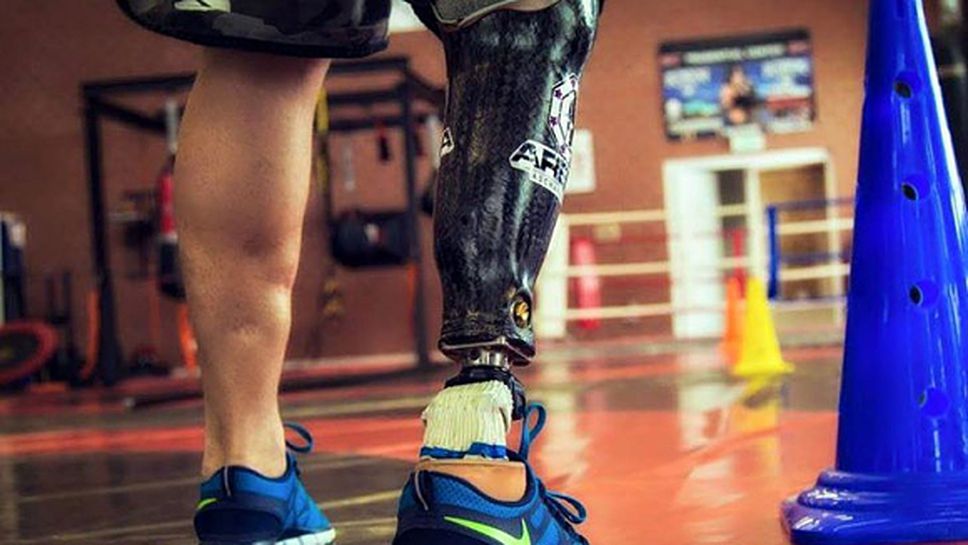 Сенаид Салкичевич стана първият боец с увреждания в света, който е спонсориран от Nike