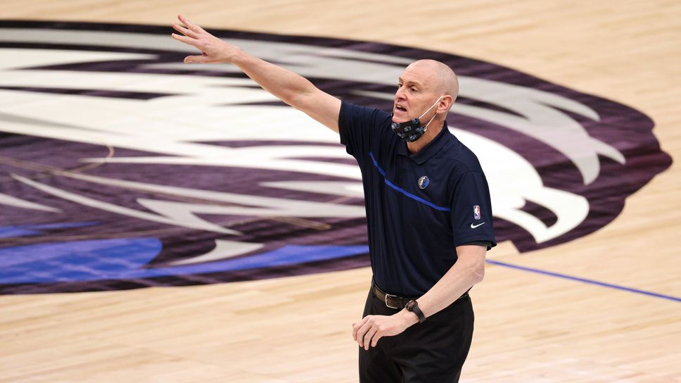 Рик Карлайл напусна Далас